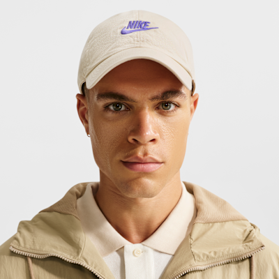 Nike Club Unstructured Futura Wash Cap. Nike RO